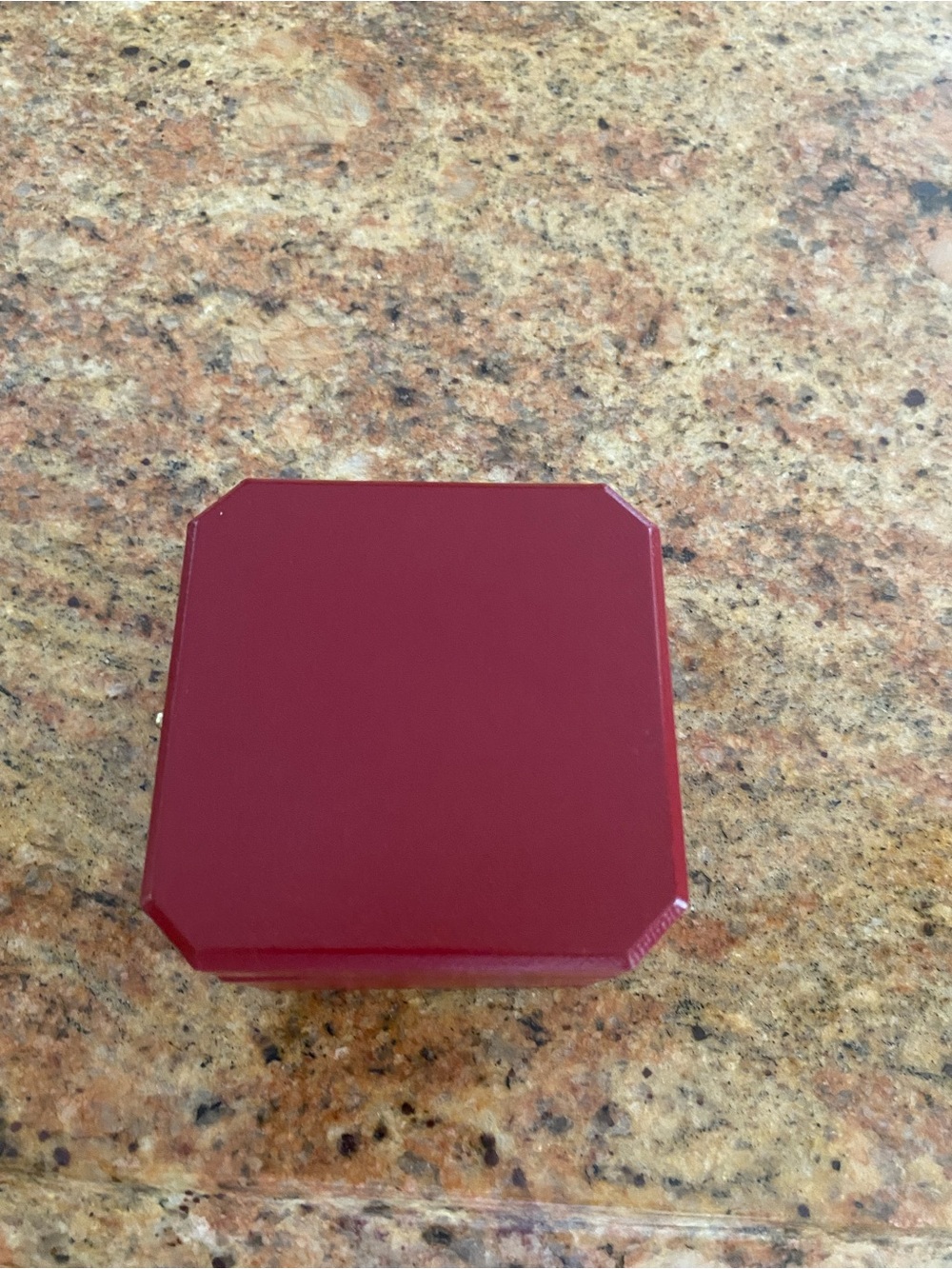 Cartier authentic ring box
Excellent condition - Picture 2 of 3